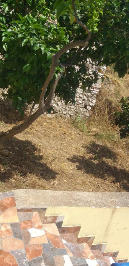 Holidays In Saranda Екстер'єр фото